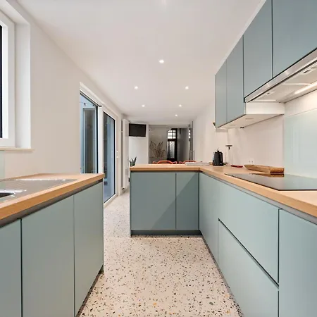 Prachtig, Moderne En Stijlvolle Gezinswoning 6p * Ostende