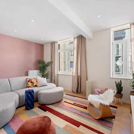 Prachtig, Moderne En Stijlvolle Gezinswoning 6p Holiday home *