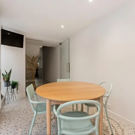 펜션 Prachtig, Moderne En Stijlvolle Gezinswoning 6p 오스텐드